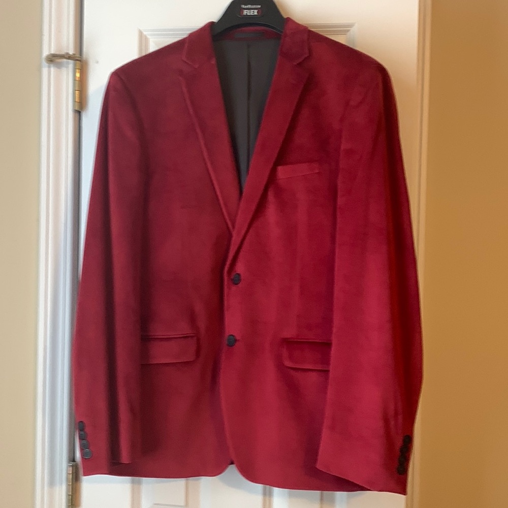 Crimson Red Velvet Sportcoat Size 42 Slimfit Van Heusen